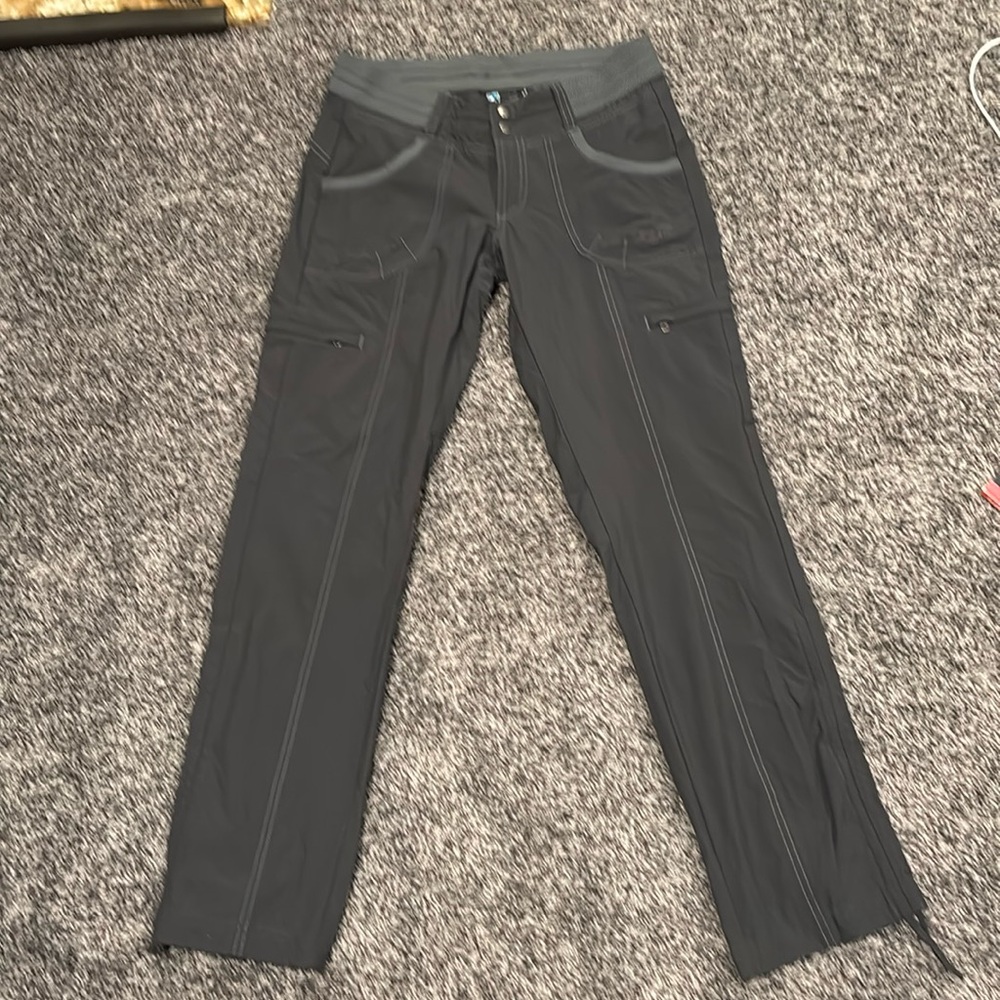 Kuhl hiking pants- size 6 regular